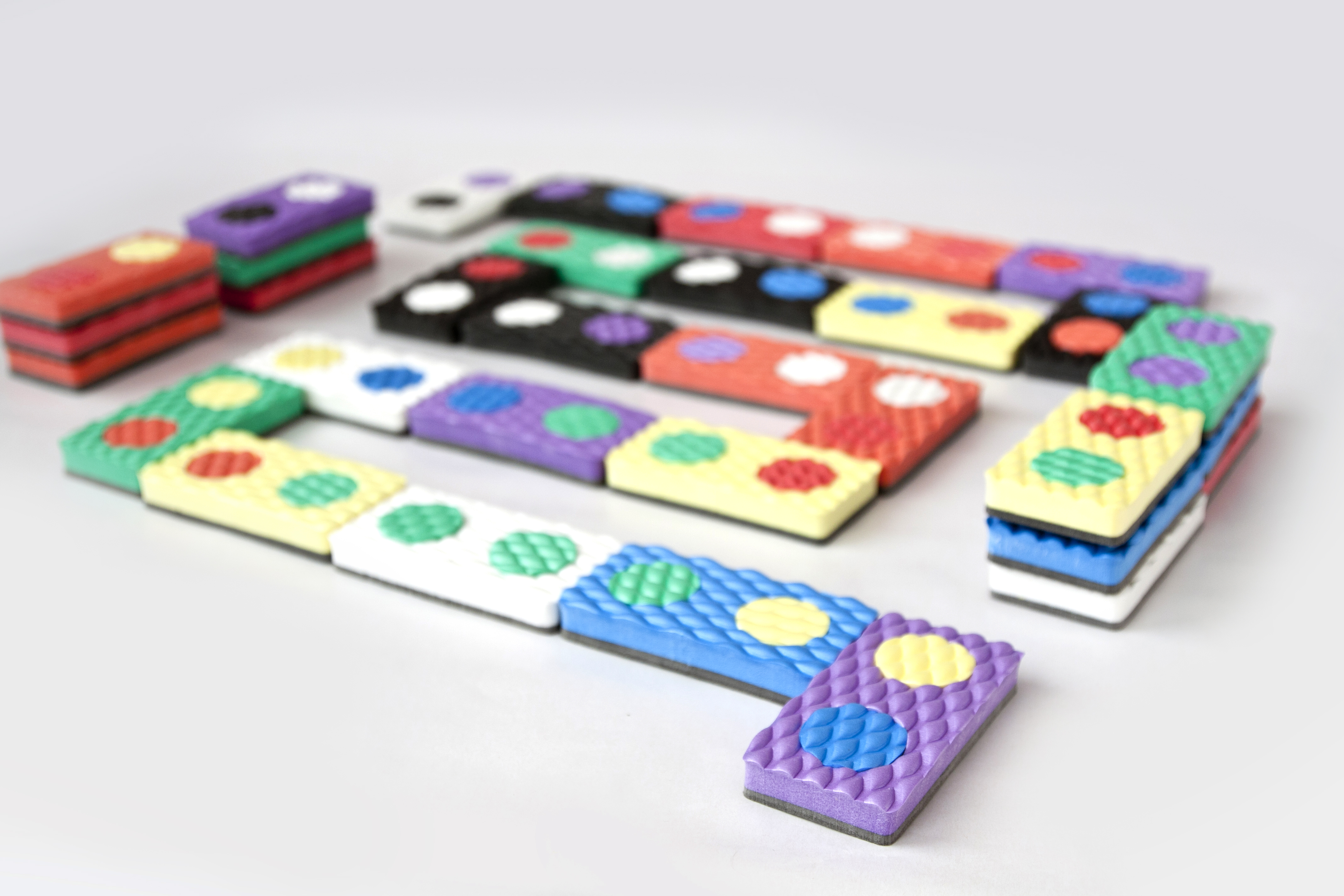 Pěnové domino